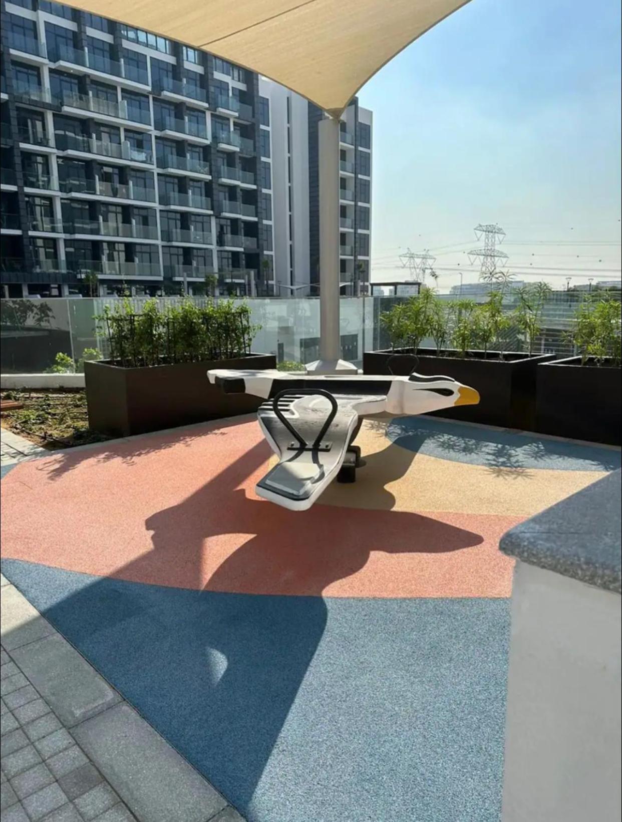 Galaxy In Azizi Riviera Luxury Apartment Dubai